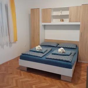 Larus Appartement Starigrad Paklenica