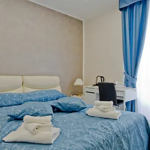 ** Konukevi Oscar 2 İtalya